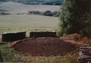 Platte nach Aufstreuen der Meilererde
